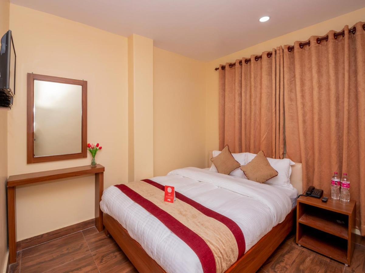 Oyo 253 Hotel Pinnacle Pokhara Exterior photo